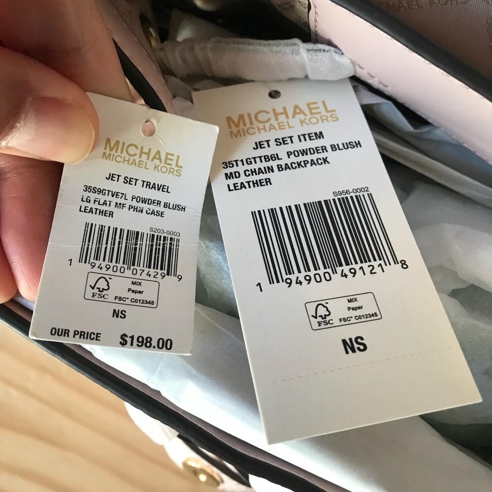 🌼Michael Kors backpack Set - Picture 7 of 16